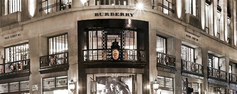 burberry milano via montenapoleone|Burberry .